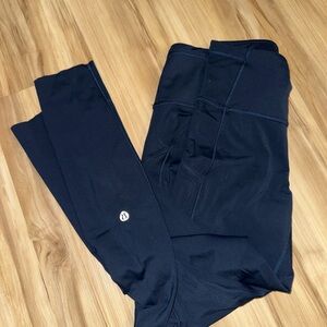 Lulu Lemon | Fast and Free | Navy Blue | size 6 - inseam: 25”